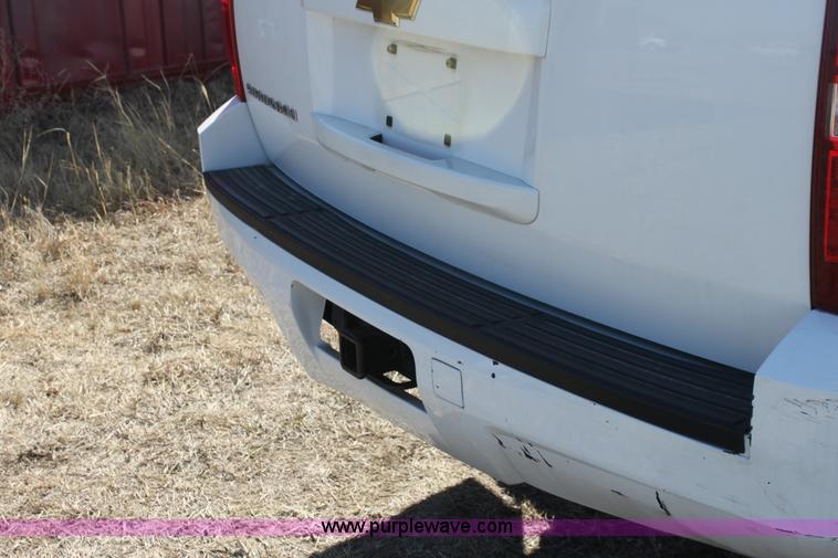 image for item E8480 2009 Chevrolet Suburban 2500 LS SUV