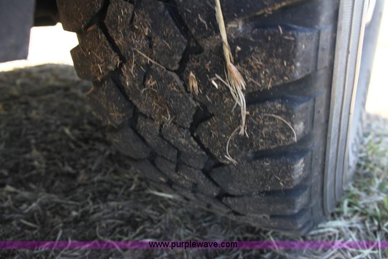 image for item E8480 2009 Chevrolet Suburban 2500 LS SUV