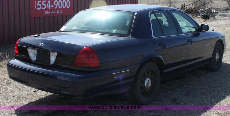 image for item E8481 2007 Ford Crown Victoria Police Interceptor