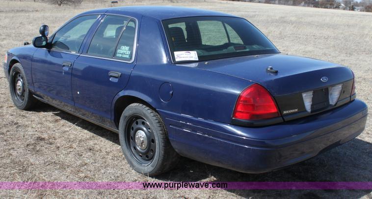 image for item E8481 2007 Ford Crown Victoria Police Interceptor