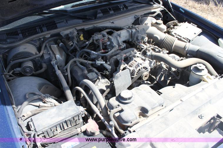 image for item E8481 2007 Ford Crown Victoria Police Interceptor