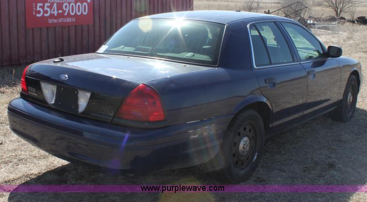 image for item E8482 2008 Ford Crown Victoria Police Interceptor