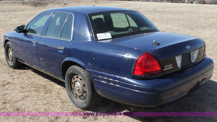 image for item E8482 2008 Ford Crown Victoria Police Interceptor