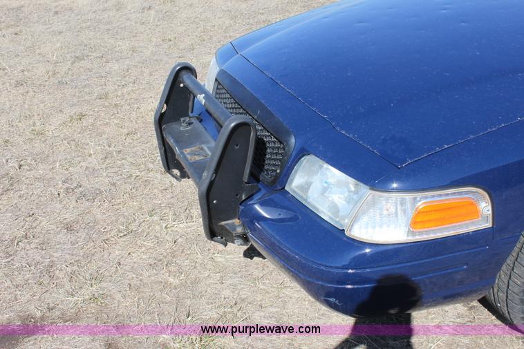 image for item E8482 2008 Ford Crown Victoria Police Interceptor