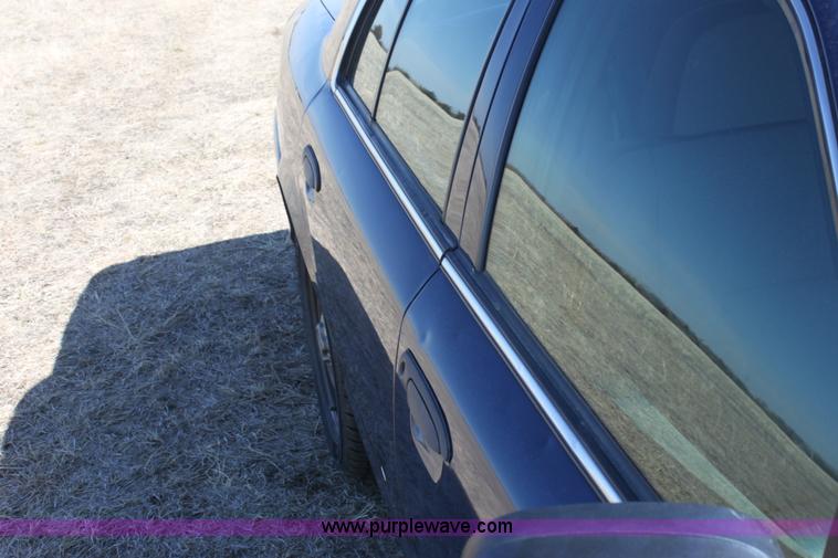 image for item E8482 2008 Ford Crown Victoria Police Interceptor