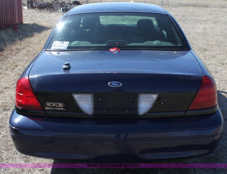 image for item E8483 2008 Ford Crown Victoria Police Interceptor