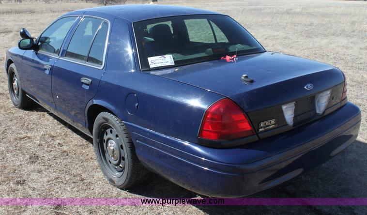 image for item E8483 2008 Ford Crown Victoria Police Interceptor