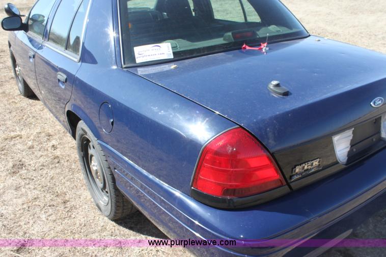 image for item E8483 2008 Ford Crown Victoria Police Interceptor