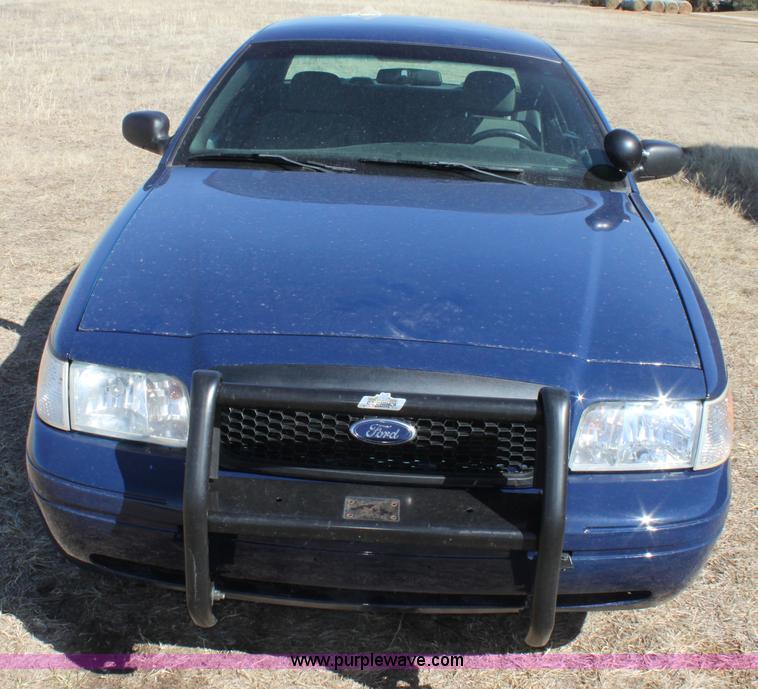 image for item E8484 2008 Ford Crown Victoria Police Interceptor