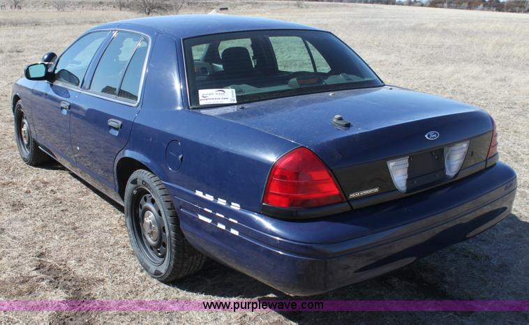 image for item E8484 2008 Ford Crown Victoria Police Interceptor