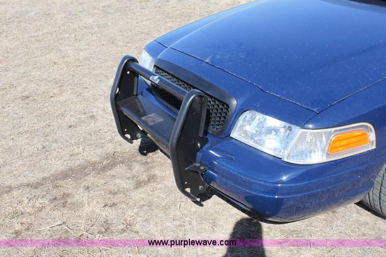image for item E8484 2008 Ford Crown Victoria Police Interceptor