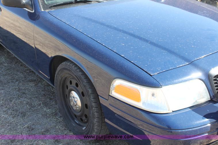 image for item E8484 2008 Ford Crown Victoria Police Interceptor