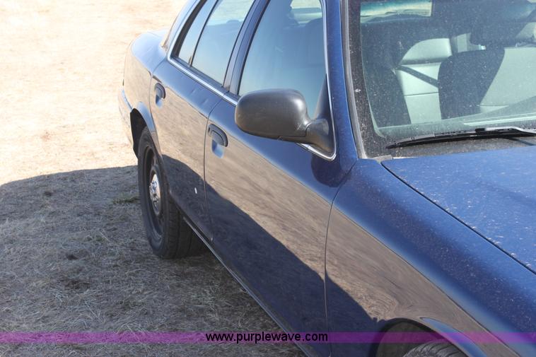 image for item E8484 2008 Ford Crown Victoria Police Interceptor