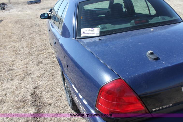 image for item E8484 2008 Ford Crown Victoria Police Interceptor