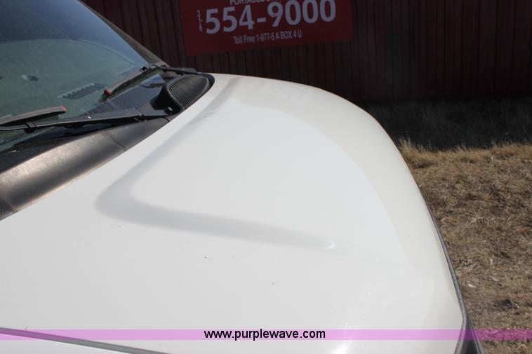 image for item E8485 2009 Chevrolet Express 3500 Extended van