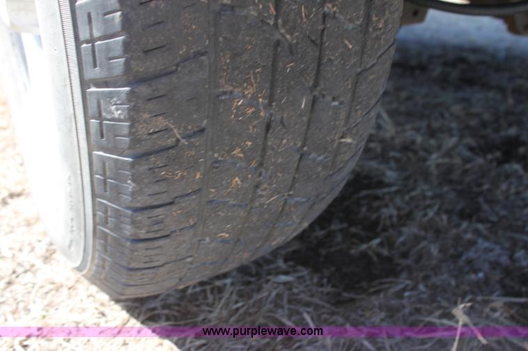 image for item E8485 2009 Chevrolet Express 3500 Extended van