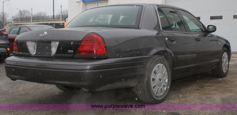 image for item F2537 2009 Ford Crown Victoria Police Interceptor