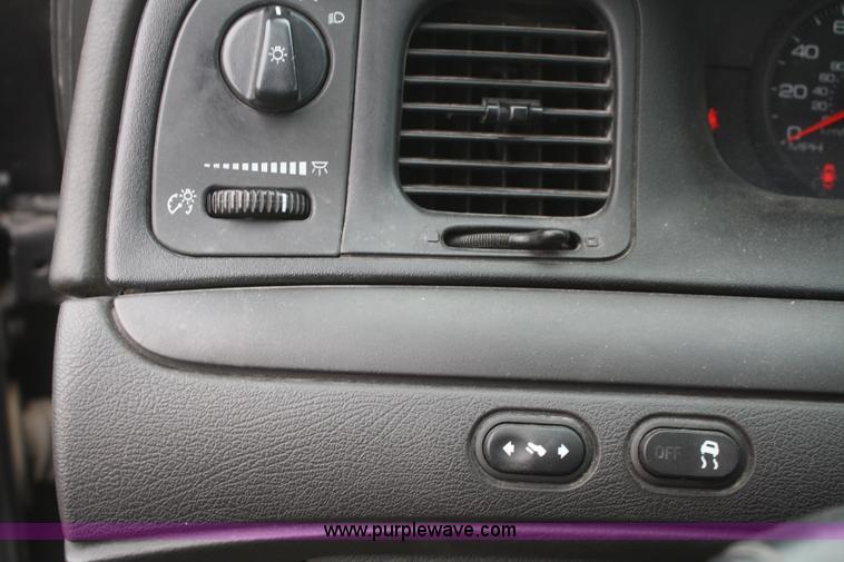 image for item F2537 2009 Ford Crown Victoria Police Interceptor