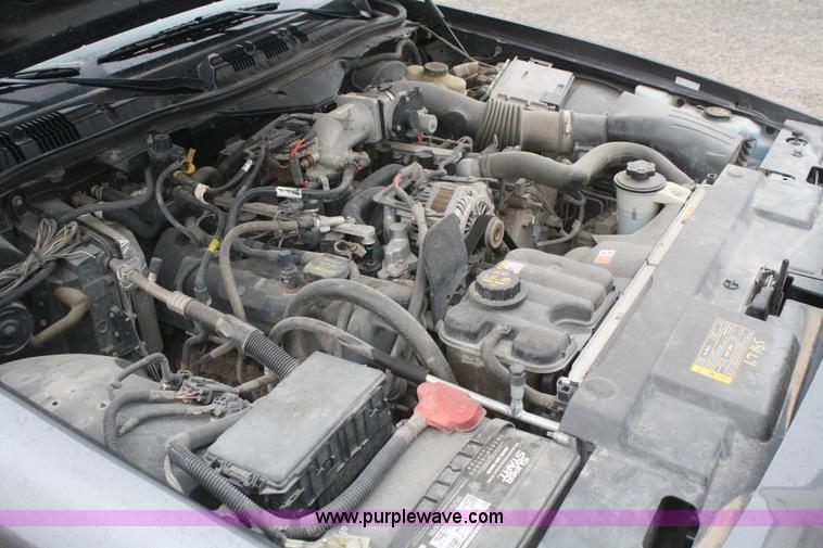 image for item F2537 2009 Ford Crown Victoria Police Interceptor