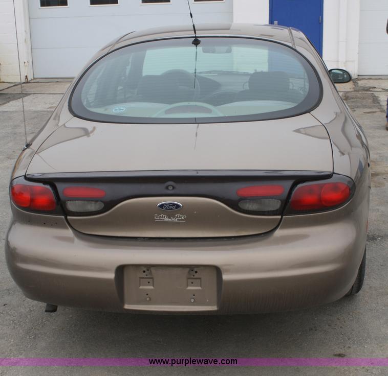 image for item F2538 1999 Ford Taurus SE