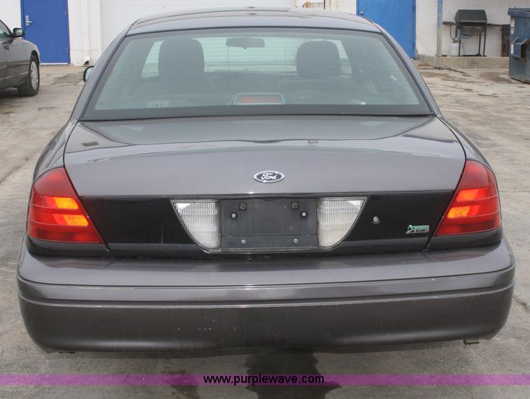 image for item F2539 2009 Ford Crown Victoria Police Interceptor