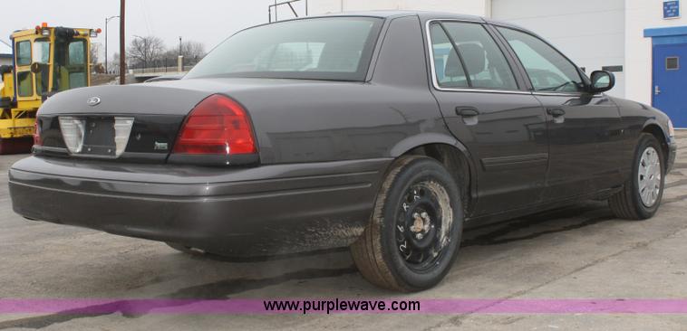 image for item F2539 2009 Ford Crown Victoria Police Interceptor