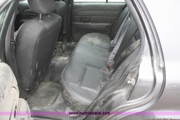 image for item F2539 2009 Ford Crown Victoria Police Interceptor