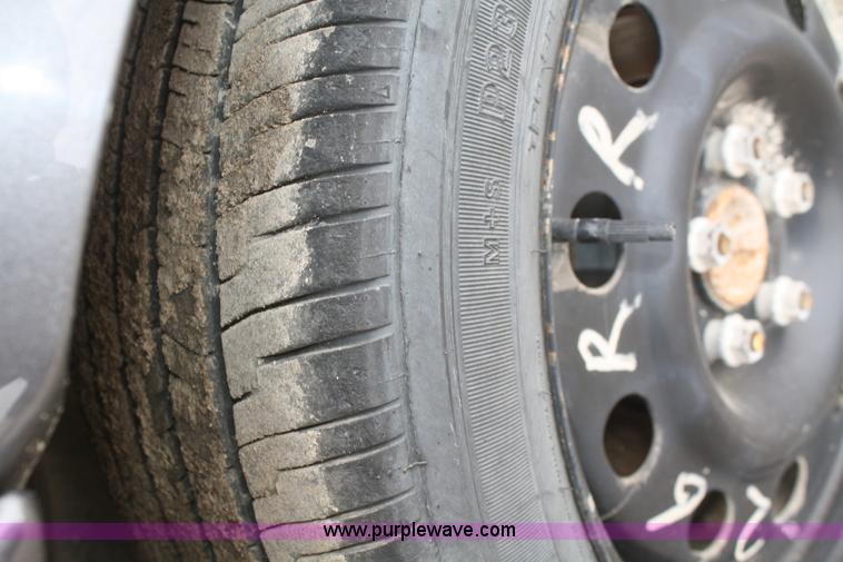 image for item F2539 2009 Ford Crown Victoria Police Interceptor