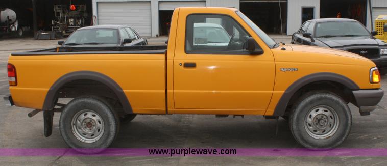 image for item F2544 1997 Ford Ranger pickup truck