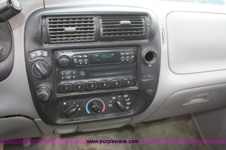 image for item F2544 1997 Ford Ranger pickup truck