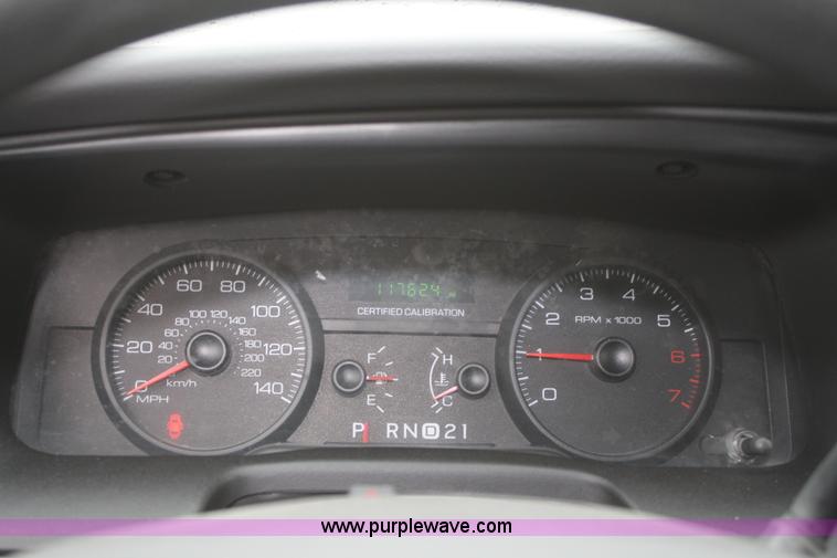 image for item F2548 2010 Ford Crown Victoria Police Interceptor