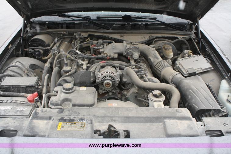 image for item F2548 2010 Ford Crown Victoria Police Interceptor