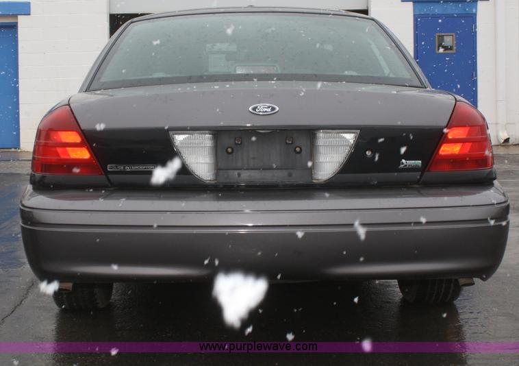 image for item F2549 2009 Ford Crown Victoria Police Interceptor