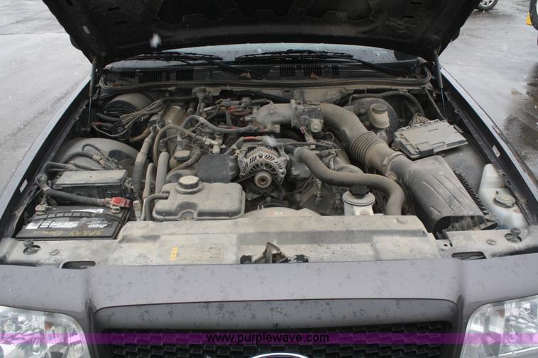 image for item F2549 2009 Ford Crown Victoria Police Interceptor