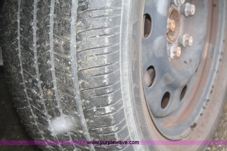 image for item F2549 2009 Ford Crown Victoria Police Interceptor