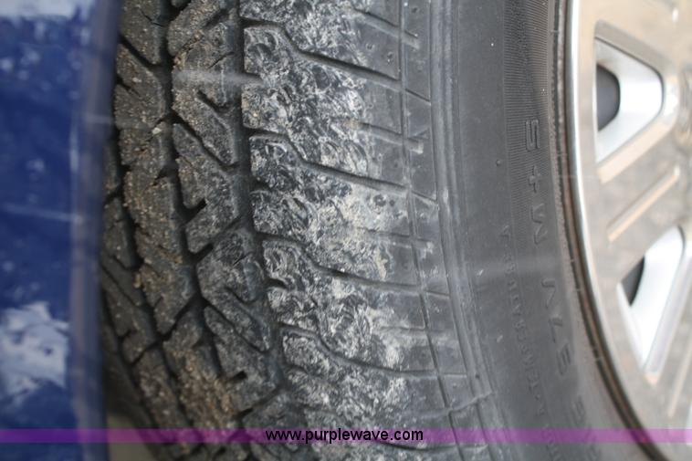 image for item F2550 2004 Ford Crown Victoria Police Interceptor