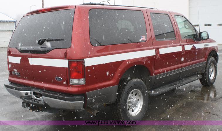 image for item F2562 2001 Ford Excursion XLT SUV