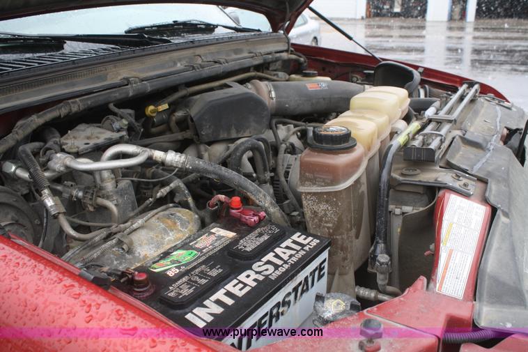 image for item F2562 2001 Ford Excursion XLT SUV