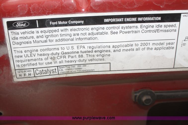 image for item F2562 2001 Ford Excursion XLT SUV