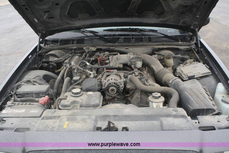 image for item F2567 2007 Ford Crown Victoria Police Interceptor