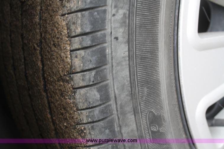 image for item F2567 2007 Ford Crown Victoria Police Interceptor