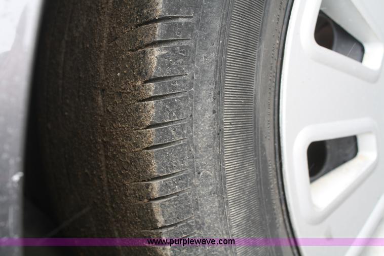 image for item F2568 2010 Ford Crown Victoria Police Interceptor