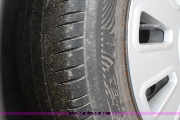 image for item F2568 2010 Ford Crown Victoria Police Interceptor