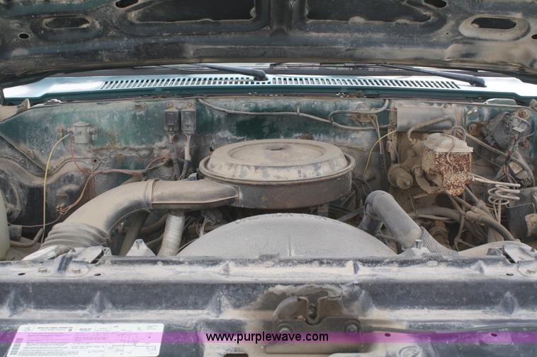 image for item F2786 1987 Chevrolet C30 flatbed pickup truck