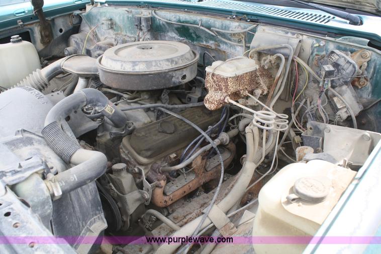 image for item F2786 1987 Chevrolet C30 flatbed pickup truck