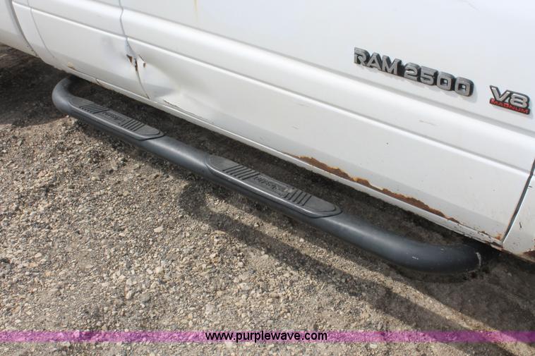 image for item F2787 2001 Dodge Ram 2500 Quad Cab pickup truck