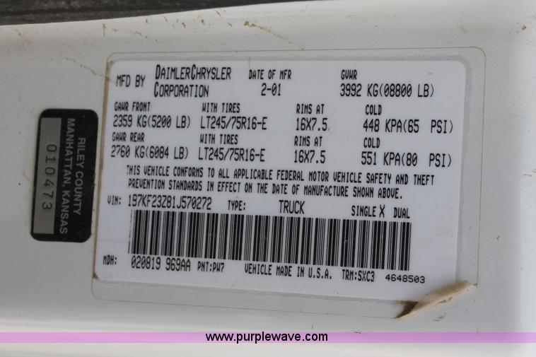 image for item F2787 2001 Dodge Ram 2500 Quad Cab pickup truck