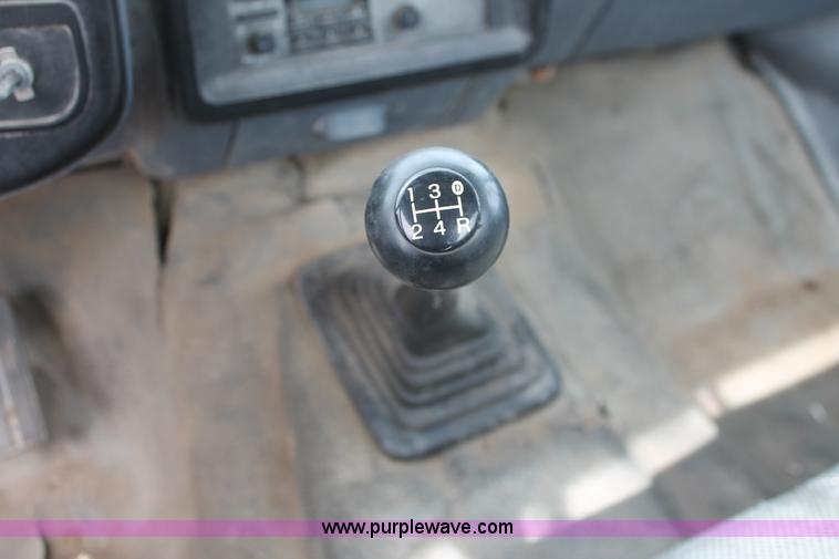 image for item F2792 1990 Ford F250 pickup truck