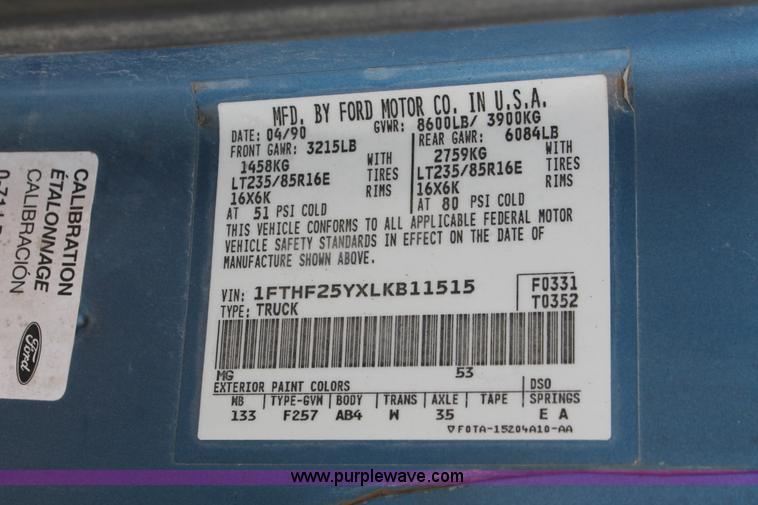 image for item F2792 1990 Ford F250 pickup truck