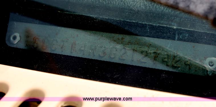 image for item F2793 1986 Chevrolet S10 Extended Cab pickup truck